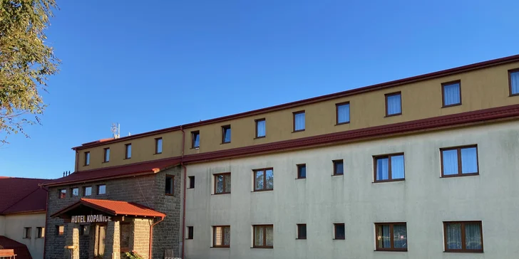 Pobyt s výhledem na krajinu Bílých Karpat: snídaně či polopenze a neomezený wellness