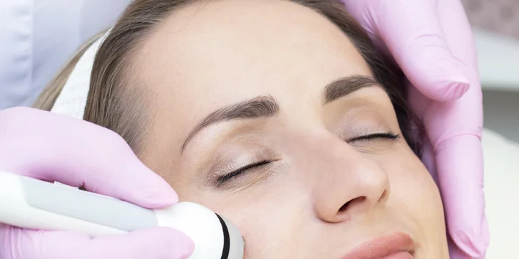 Přístrojové anti-age ošetření, intenzivní výživa, detox procedury pro různé typy pleti