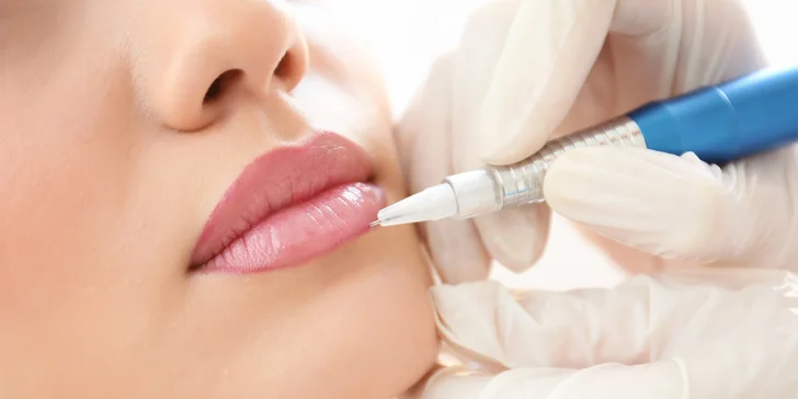 Permanentní make-up: plnější rty i přirozené obočí metodou shading