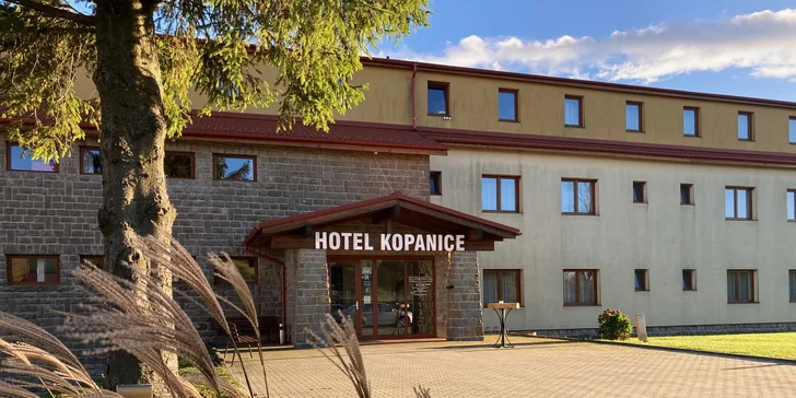 Pobyt s výhledem na krajinu Bílých Karpat: snídaně či polopenze a neomezený wellness