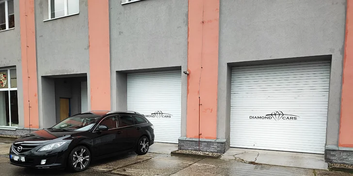 Čištění exteriéru i interiéru osobního auta: několik programů vč. vosku