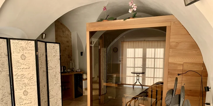 4* penzion v srdci Jindřichova Hradce: dovolená se snídaní a privátní saunou