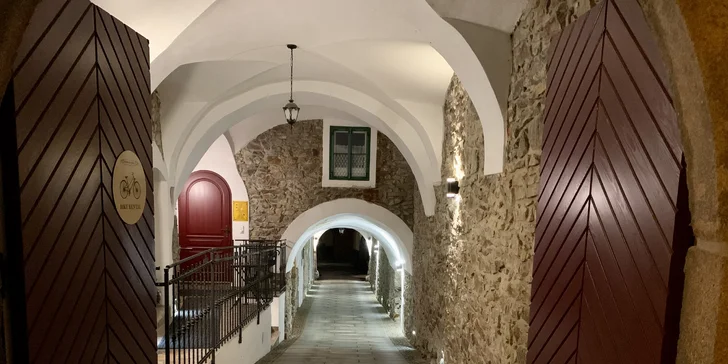 4* penzion v srdci Jindřichova Hradce: dovolená se snídaní a privátní saunou