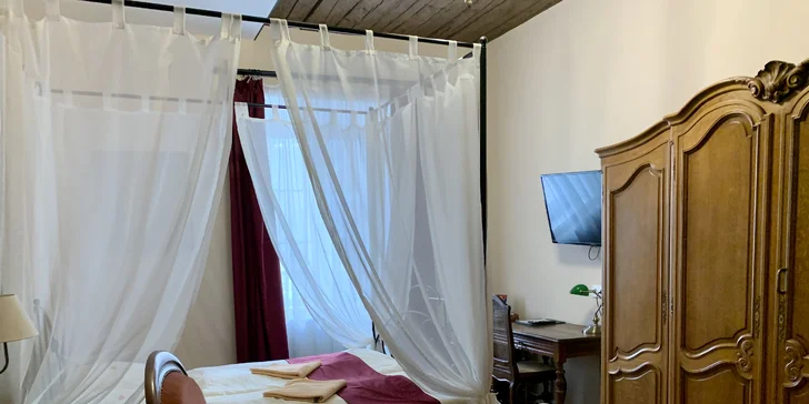 4* penzion v srdci Jindřichova Hradce: dovolená se snídaní a privátní saunou