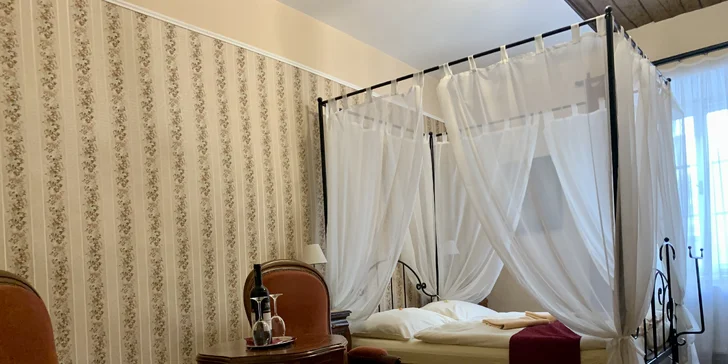 4* penzion v srdci Jindřichova Hradce: dovolená se snídaní a privátní saunou