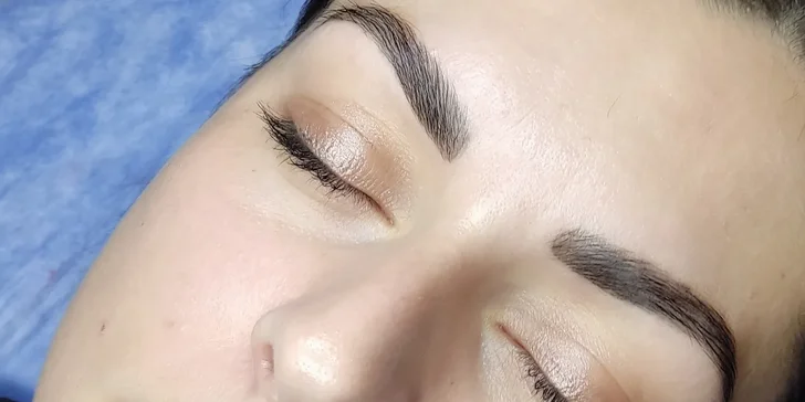 Permanentní make-up: microblading, horní linky, PMU rty a pudrové obočí
