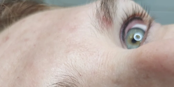 Permanentní make-up: microblading, horní linky, PMU rty a pudrové obočí