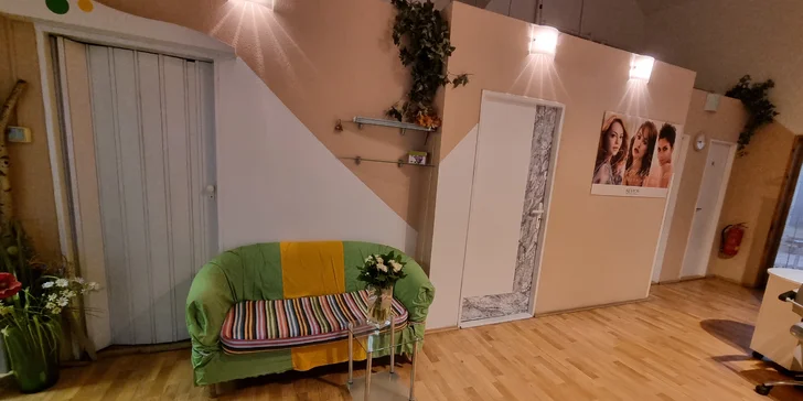 Kadeřnictví v centru Prahy: dámský střih i barva pro všechny délky vlasů