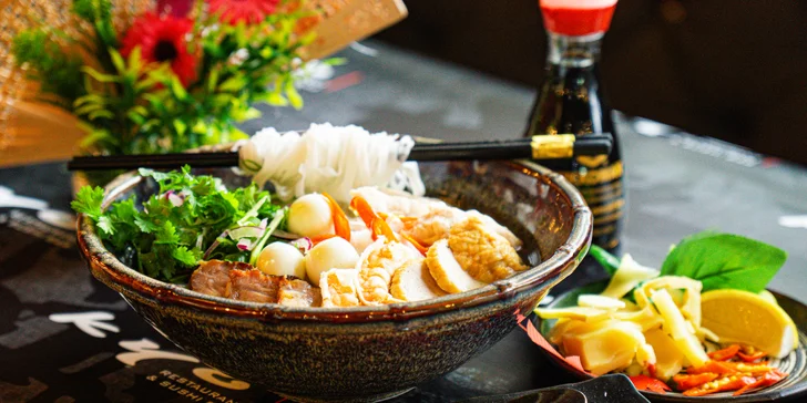 Vietnamská polévka Phở Tháp Cẩm s tygřími krevetami pro 1 či 2 osoby