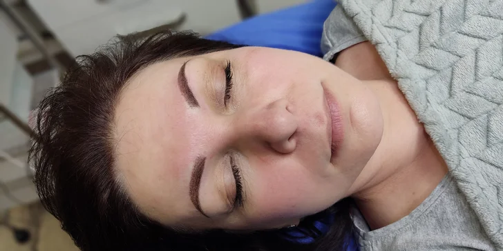 Permanentní make-up: microblading, horní linky, PMU rty a pudrové obočí