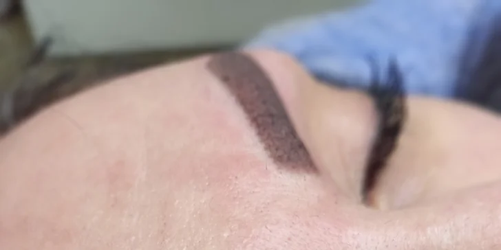 Permanentní make-up: microblading, horní linky, PMU rty a pudrové obočí
