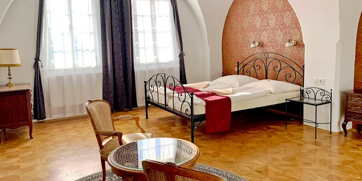 4* penzion v srdci Jindřichova Hradce: dovolená se snídaní a privátní saunou