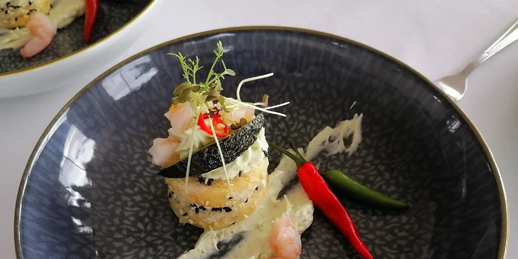 Jihoamerické degustační menu s krabem i hovězím steakem v restauraci u Kunětické hory