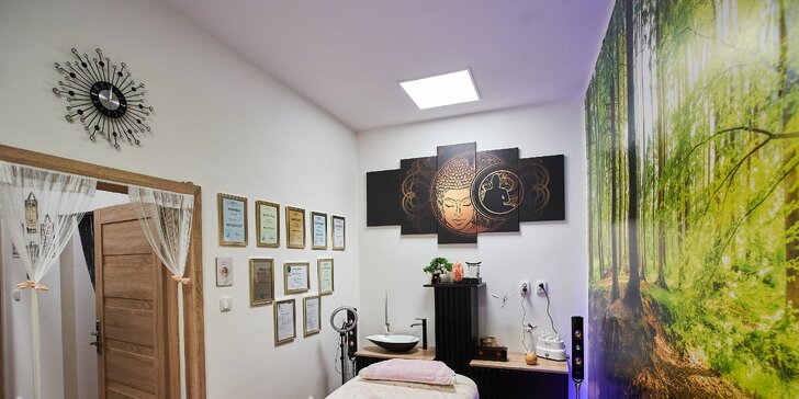 30–90minutové masáže i permanentka v Havířově: relaxační, sportovní, detoxikační i aromaterapeutická