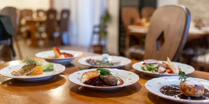 Šestichodové valašské menu v moderním pojetí i 60 min. privátního wellness pro dva