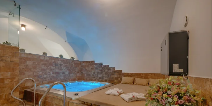 Pobyt v areálu kláštera Želiv: jídlo, wellness i pivní koupel a prohlídka kláštera i kostela od J. B. Santiniho