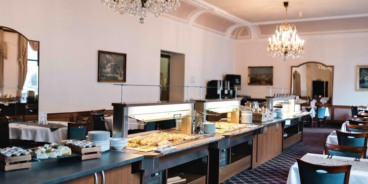 Až 8denní pobyt v OREA Spa Hotelu Bohemia**** v Mariánských Lázních: snídaně či polopenze i procedury