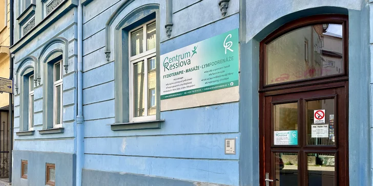 Hodina relaxu: klasická nebo sportovní masáž těla či indická masáž hlavy