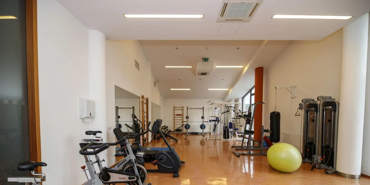 Golfový hotel v Berouně se snídaněmi, neomezeným wellness