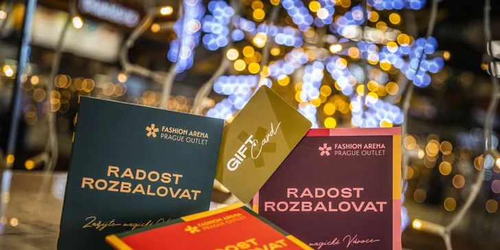 Dárková karta do Fashion Arény v hodnotě 1000 Kč: značková móda za outletové ceny a káva zdarma
