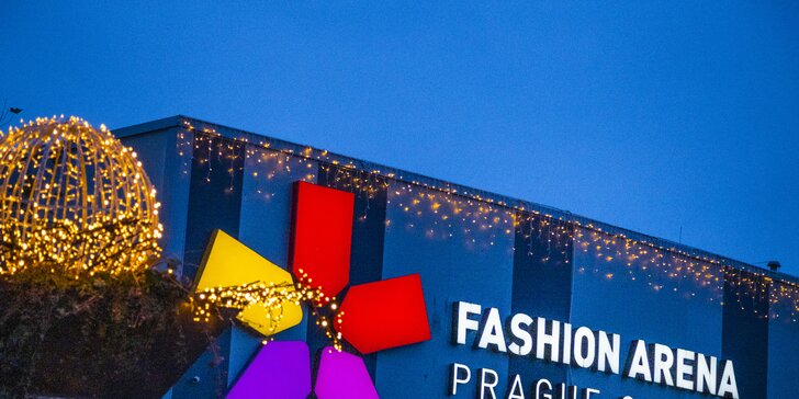 Dárková karta do Fashion Arény v hodnotě 1000 Kč: značková móda za outletové ceny a káva zdarma
