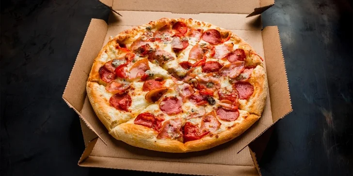 Vouchery na cokoli z menu pizzerie v Chrastavě: pizzy, burgery, saláty i nápoje
