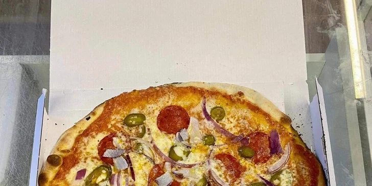 Vouchery na cokoli z menu pizzerie v Chrastavě: pizzy, burgery, saláty i nápoje