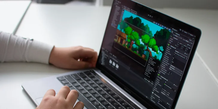 Workshop programování her s halloweenskou či vánoční tematikou pro děti od 8 let