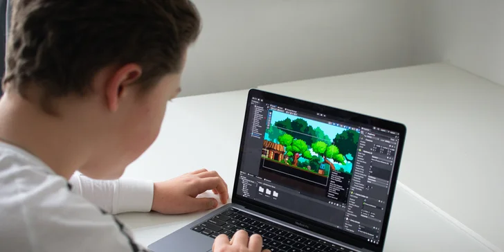 Workshop programování her s halloweenskou či vánoční tematikou pro děti od 8 let
