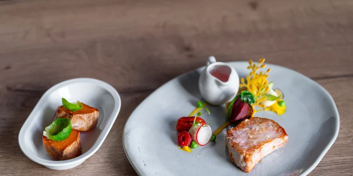 Exkluzivní středomořské čtychodové degustační menu šéfkuchaře z Kapverd.