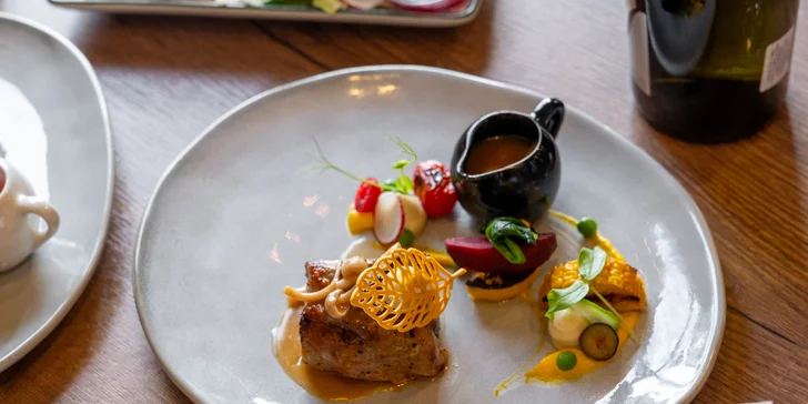 Exkluzivní středomořské čtychodové degustační menu šéfkuchaře z Kapverd.