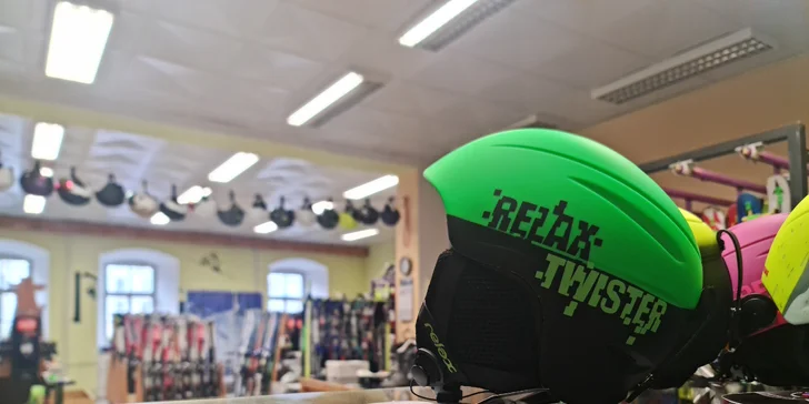 Pořádná zimní jízda: velký servis lyží nebo snowboardu