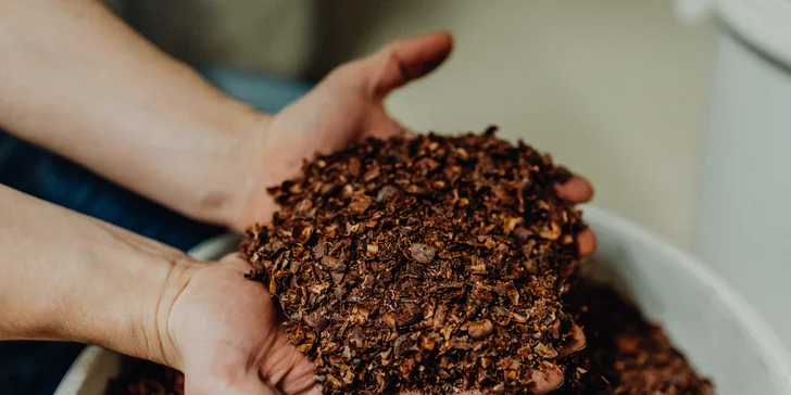 Zážitková exkurze pro 2 osoby do české Bean to bar čokoládovny HERUFEK: ochutnávka 4 čokolád
