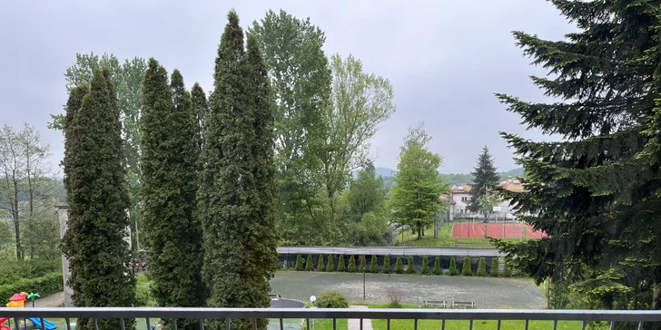 Polské Zlaté Hory: wellness, snídaně či all inclusive, bazén i atrakce a až 2 děti zdarma