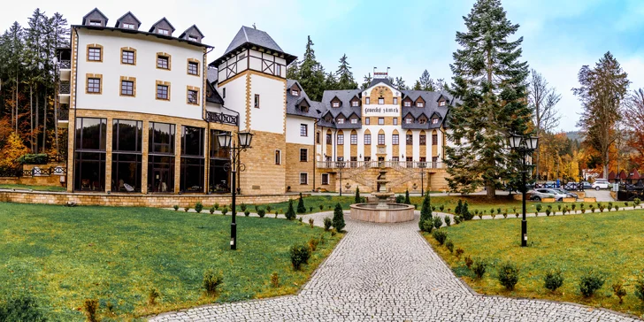 Vstup do wellness na zámku Lužec a dobroty pro děti i dospělé