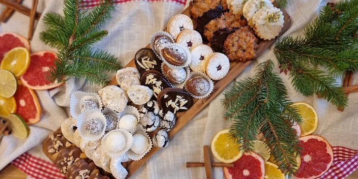 Vánoční cukroví: 1 kg rozdělený mezi 11 druhů, osobní vyzvednutí