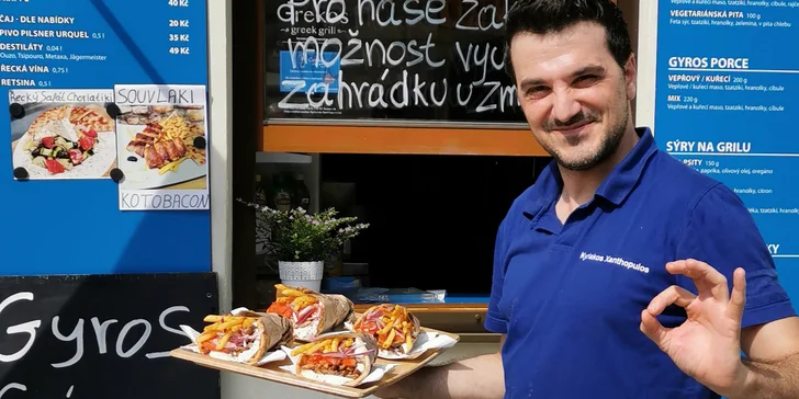 Kousek Řecka v centru Šumperka: gyros nebo halloumi v pitě nebo grilovaný mix pro dva