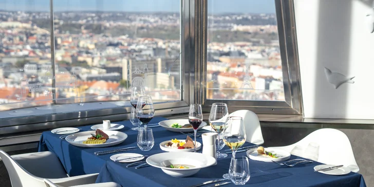 Luxusní 5chodové menu v Žižkovské věži: siven, telecí hřbet a signature cocktail