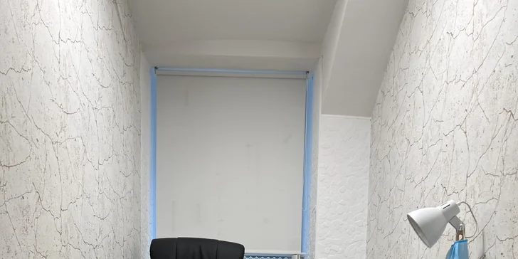 Přístrojová manikúra, mokrá pedikúra i aplikace gel laku, salon na Vinohradech
