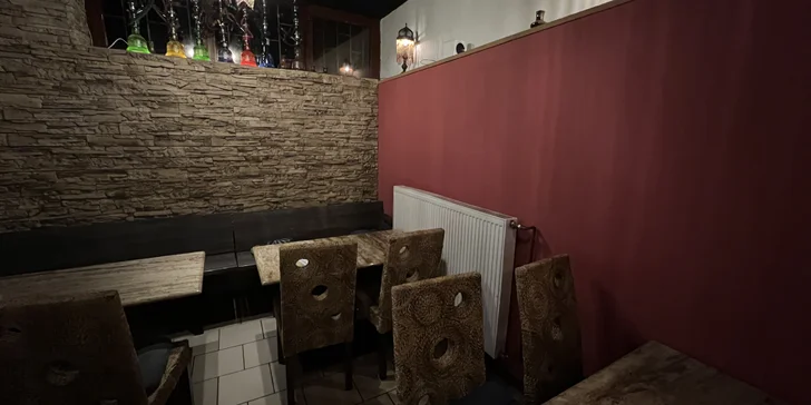 Dýmka se světlým tabákem a k tomu 2 drinky dle výběru: koktejly nebo svařák