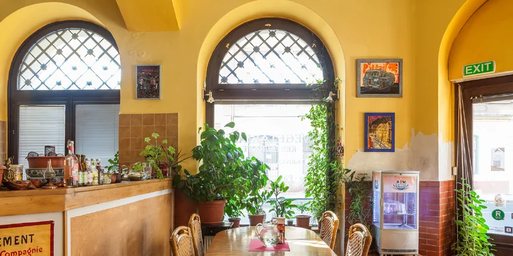 Vegetariánské all you can eat v indickém stylu: na výběr ze 4 různých chodů