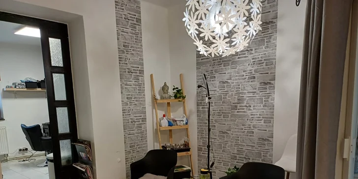 Zbavte se chloupků: epilace IPL pro celé ruce, nohy, intimní partie i podpaží
