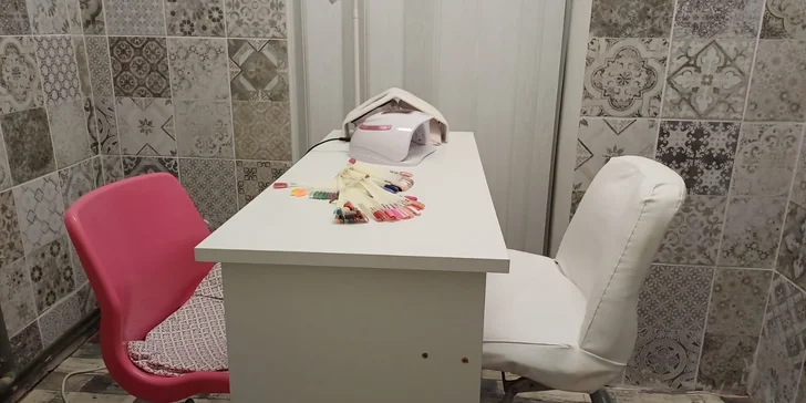 Zbavte se chloupků: epilace IPL pro celé ruce, nohy, intimní partie i podpaží