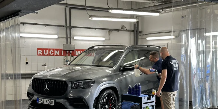 Auto jako ze škatulky: ruční mytí auta i čištění interiéru v centru Brna