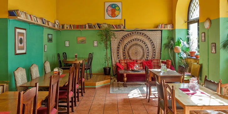 Vegetariánské all you can eat v indickém stylu: na výběr ze 4 různých chodů