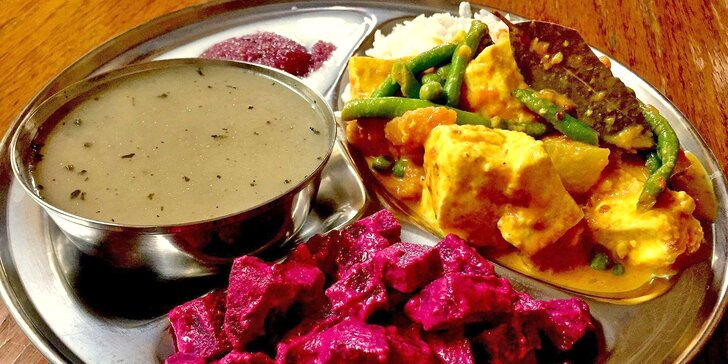Vegetariánské all you can eat v indickém stylu: na výběr ze 4 různých chodů