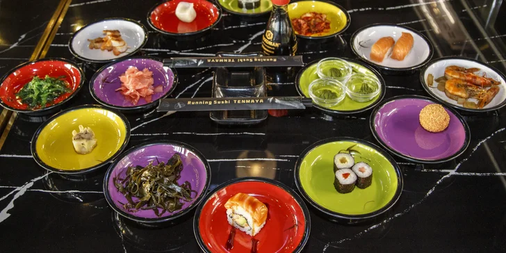 Running sushi: 1,5 hod. neomezené konzumace maki, nigiri a dalších dobrot