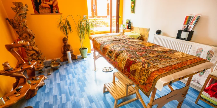 Ájurvédská harmonizační masáž celého těla i masáž detoxikační: 90 minut relaxu
