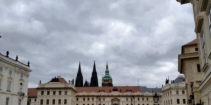 Procházka Prahou s průvodcem: legendy a strašidla Starého Města a Hradčan, sleva do Kellyxíru