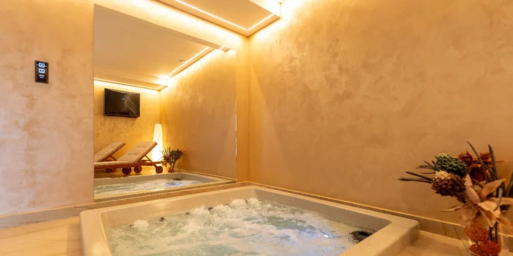 120 nebo 180 min. v privátním wellness pokoji i s občerstvením a sektem až pro 6 osob